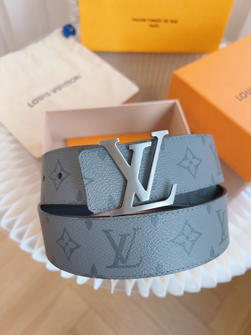 LOUIS VUITTON Belts